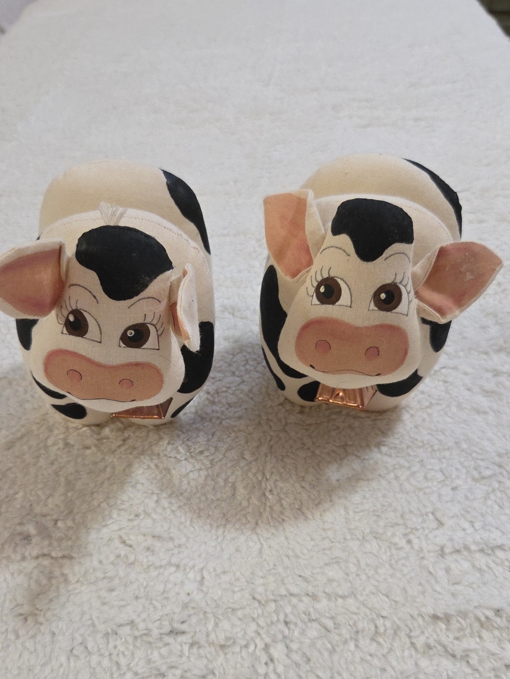 VINTAGE "CLOUD 9" PLUSH FABRIC COW SITTERS